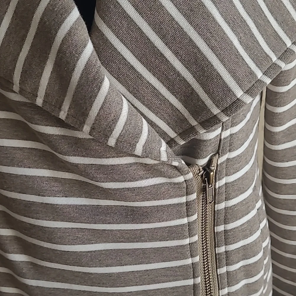 Striped Brown Mystree Women's Jacket Size Small - Picture 2 of 6